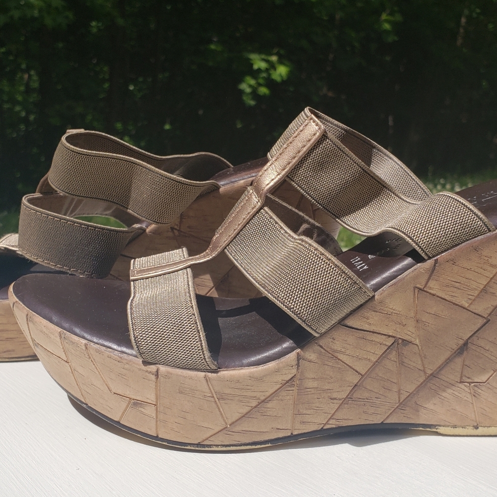 Italian Shoemakers Strap Wedges. Size 9. Bronze Metallic. Italy